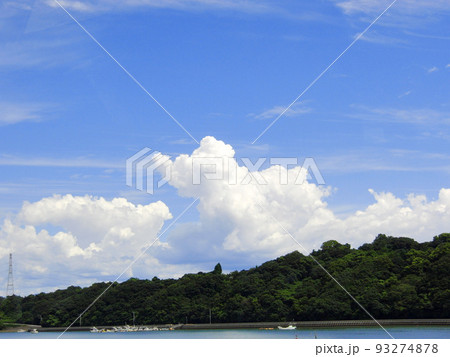 天草の海で夏休みを満喫した 雲の形にちゅうもく 天草の海で夏休みを満喫した 雲の形にちゅうもく 93274878