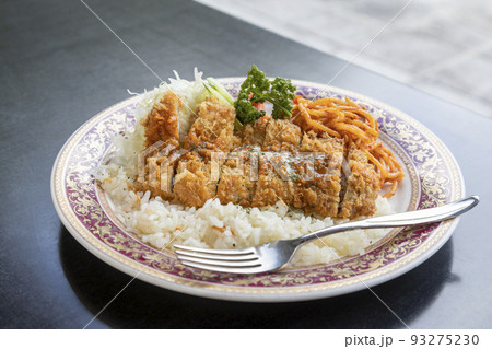 長崎名物「トルコライス」 長崎名物「トルコライス」 93275230