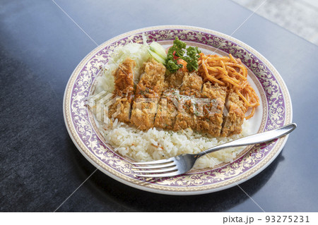 長崎名物「トルコライス」 長崎名物「トルコライス」 93275231