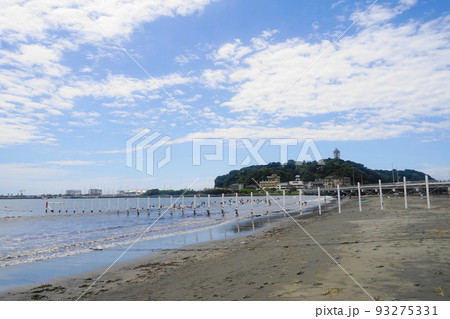 8月　藤沢397江の島と片瀬東浜海水浴場(サーフィン専用) 93275331