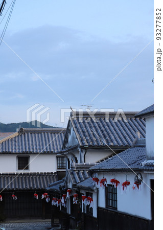 金魚ちょうちんと白壁の町並み!柳井市 山口県観光 夏の思い出! 金魚ちょうちんと白壁の町並み!柳井市 山口県観光 夏の思い出! 93277852