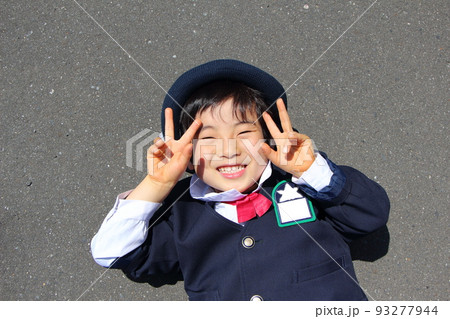 幼稚園　行きたくない　男の子 93277944