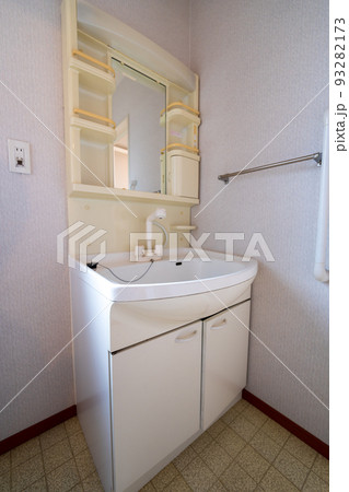 中古住宅の洗面所 水回り 中古住宅の洗面所 水回り 93282173