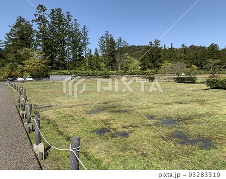 平泉の毛越寺通り 93283319