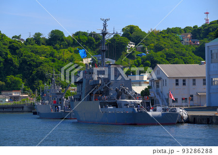 YOKOSUKA軍港めぐり・多用途支援艦、えんしゅう(4305)・神奈川県横須賀市 93286288