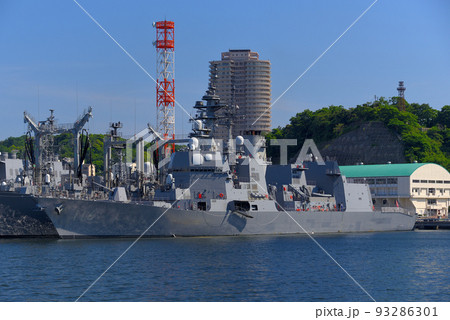 YOKOSUKA軍港めぐり・護衛艦あきづき(116)・神奈川県横須賀市 93286301