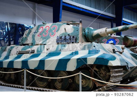 ドイツ重戦車 キングタイガー（ティーガーⅡ） 93287062