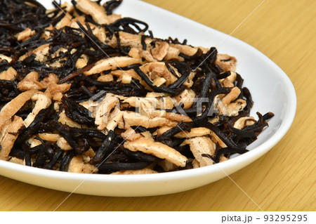 ひじきの煮物 ひじきの煮物 93295295