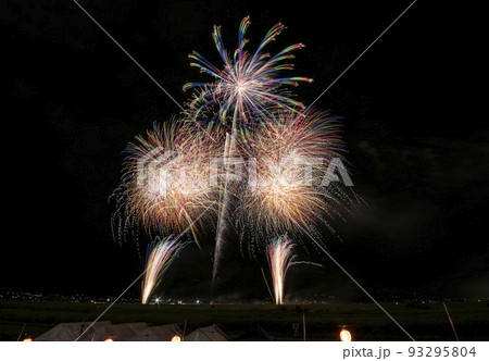 神明の花火 93295804