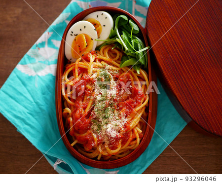 トマトパスタ弁当 トマトパスタ弁当 93296046