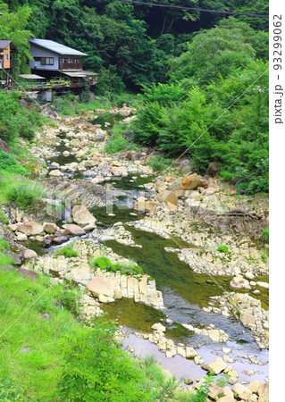 尻焼温泉郷と長笹沢川【群馬県吾妻郡中之条入山】 93299062