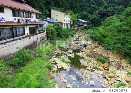 尻焼温泉郷と長笹沢川【群馬県吾妻郡中之条入山】 尻焼温泉郷と長笹沢川【群馬県吾妻郡中之条入山】 93299073
