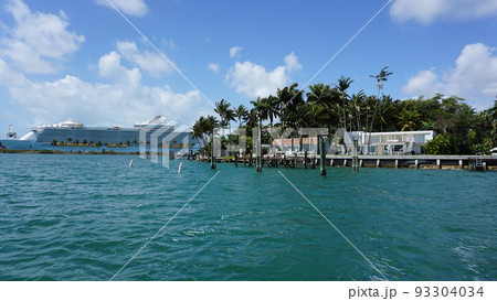 Luxury apartments in port of Miami Luxury apartments in port of Miami 93304034