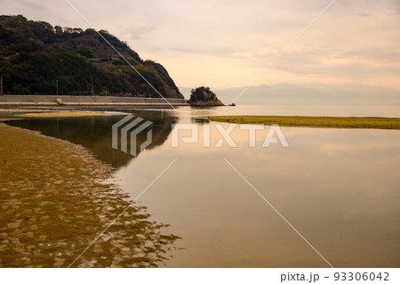 父母ヶ浜の風景(夕暮れ) 父母ヶ浜の風景(夕暮れ) 93306042