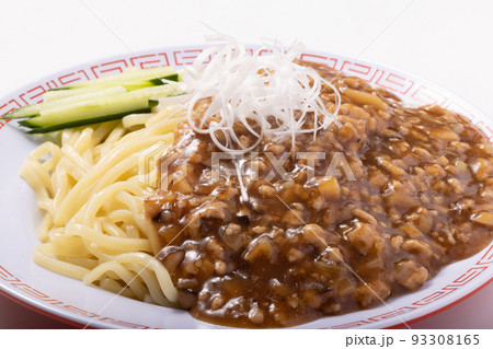 ジャージャー麺 93308165