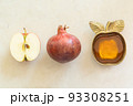Rosh hashanah concept - honey, pomegranate and apples 93308251
