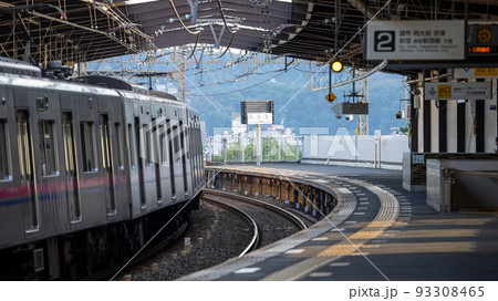 レールと駅 93308465