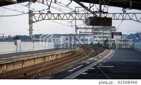 レールと駅 93308466