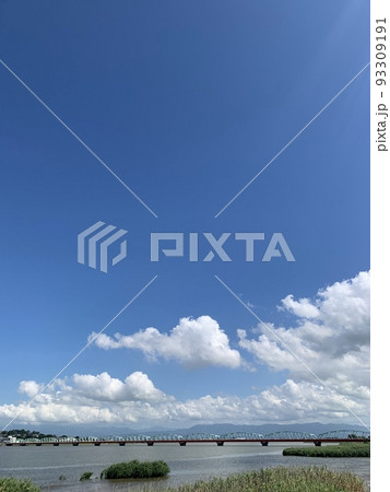 青空と松浜橋 青空と松浜橋 93309191