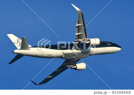 スターフライヤーの旅客機 A320-200 スターフライヤーの旅客機 A320-200 93309409