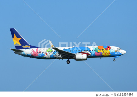 スカイマークの旅客機 B737-800 ピカチュウジェットBC2 93310494