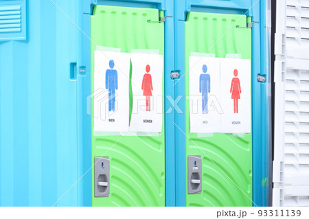 仮設トイレ、イベント会場にて 93311139