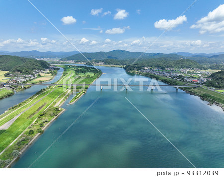 高知県四万十市　四万十川と四万十大橋 93312039