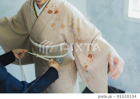 ベージュの訪問着 着物 ベージュの訪問着 着物 93320134