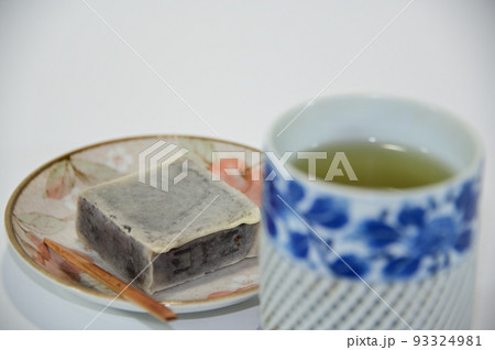 きんつばとお茶 きんつばとお茶 93324981