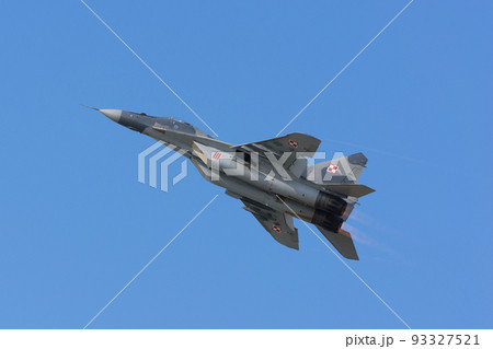 ポーランド空軍MiG-29デモチーム上昇 ポーランド空軍MiG-29デモチーム上昇 93327521