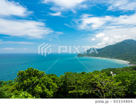 East coast of Taiwan with amazing ocean and mountain views in Hualien, Taiwan. East coast of Taiwan with amazing ocean and mountain views in Hualien, Taiwan. 93334804