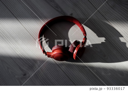 Red Wireless surround headphones 93336017