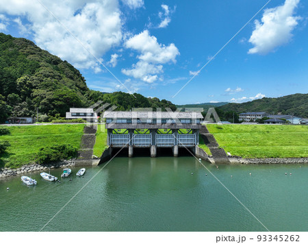 高知県四万十市 実崎樋門 高知県四万十市 実崎樋門 93345262