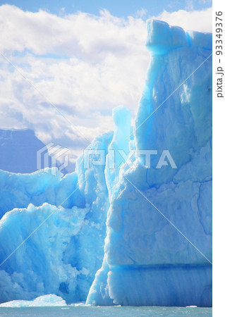 パタゴニアの氷河　アルゼンチン 93349376