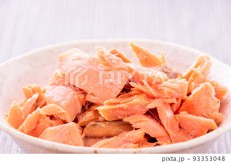 焼き鮭ほぐし身。 93353048