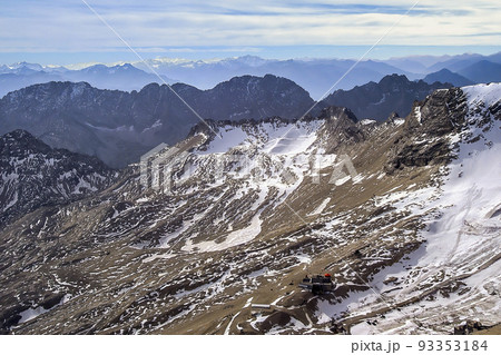 ドイツ・オーストリア ツークシュピッツェ山頂からの眺望 (南側) / Zugspitze 93353184