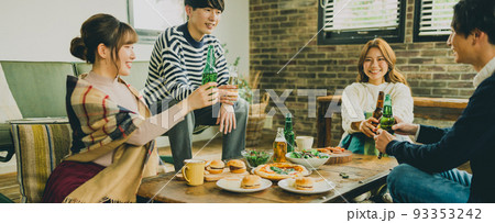 ホームパーティー 93353242