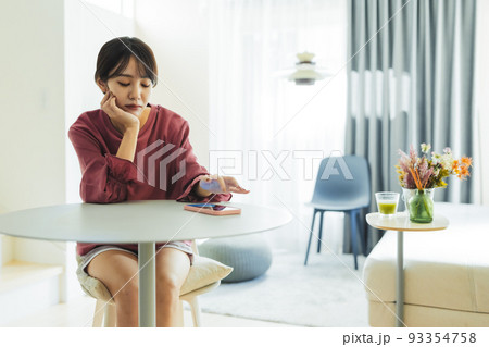 Image photo Image photo 93354758