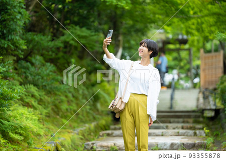 女子旅 自撮り 旅行 女子旅 自撮り 旅行 93355878