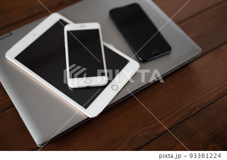 ビジネスの必須アイテム 93361224