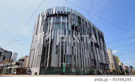 富山市ガラス美術館 93366295