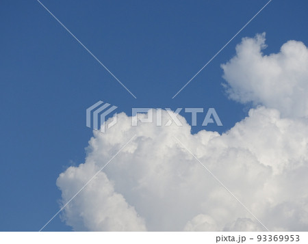 青空と入道雲 93369953