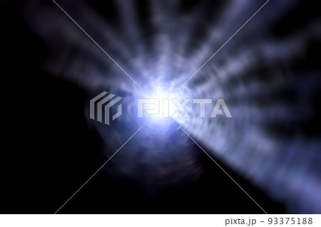 宇宙空間のワープをイメージした背景素材（ワームホール ・ブラックホールのイメージ） 93375188