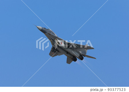 ポーランド空軍MiG-29フルクラム離陸 93377523