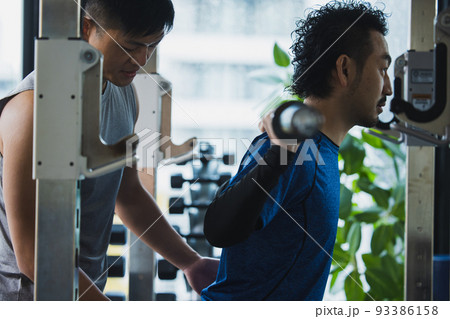 インストラクター　トレーナー 93386158