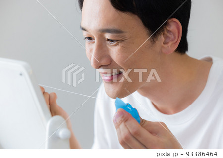 デンタルケア　男性 93386464