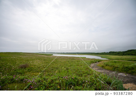 夏のコムケ湖 夏のコムケ湖 93387280