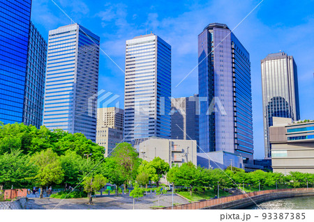 【大阪の都市風景】大阪ビジネスパーク方向の風景 93387385