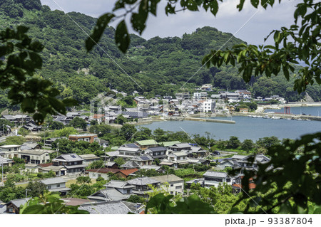 安芸灘とびしま海道　上蒲刈島　大浦港　広島県呉市 93387804