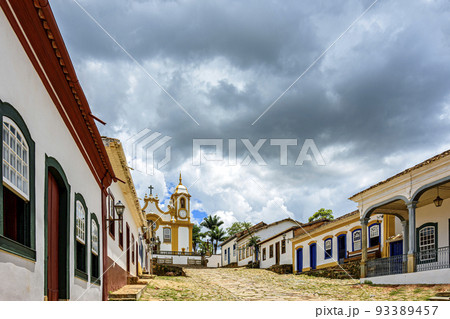 Street and old houses in the historic city of Tiradentes in Minas Gerais 93389457